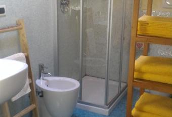 Casale Del Leon has Balcony rooms