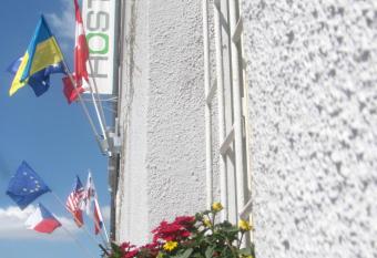 Hostel Florenc has Balcony rooms