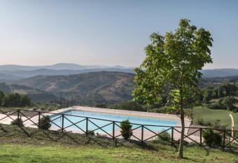 Agriturismo Dolce Sentire has Balcony rooms
