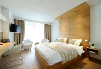 Van der Valk Hotel Beveren allows 18 year olds to book a room