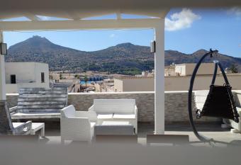 Centralissima Favignana has Balcony rooms