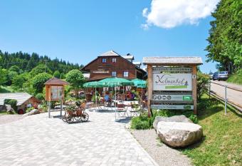 H  hengasthaus Kolmenhof an der Donauquelle has Balcony rooms