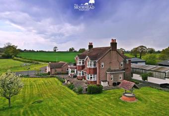 The Moorhead Bed & Breakfast has Balcony rooms