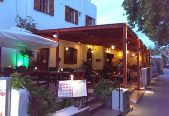 Mango Rooms has Balcony rooms