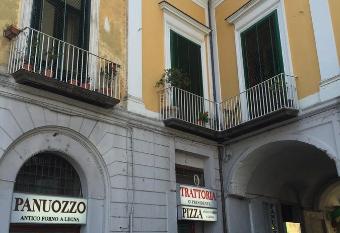 La Piazza has Balcony rooms