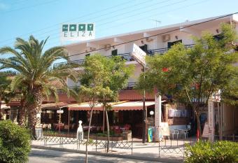 Eliza Studios and Apartments has Balcony rooms