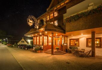 Hotel Restaurant Vinothek LAMM has Balcony rooms