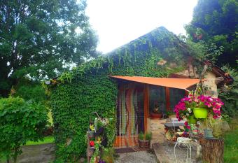 Mas de La Boheme - L Hermet has Balcony rooms