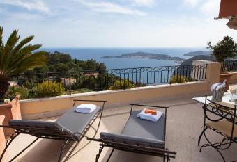 Sunny Panoramic Balcony has Balcony rooms