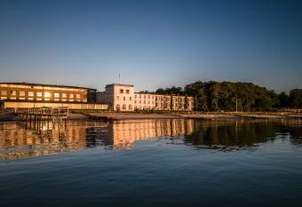 Nyborg Strand Hotel & Konference allows 18 year olds to book a room
