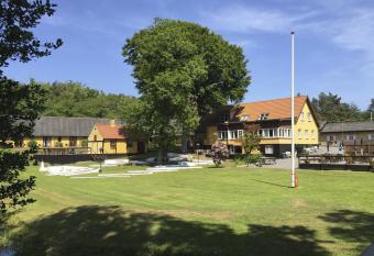 Hotel Skovly has Balcony rooms