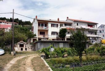 Apartments with a parking space Kampor, Rab - 4984 has Balcony rooms