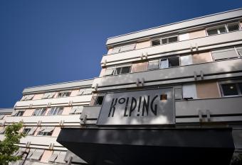 Kolping G  stehaus allows 18 year olds to book a room