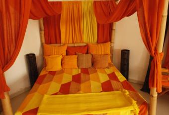 Maam Samba has Balcony rooms