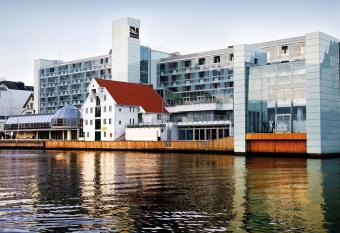 Quality Hotel Maritim has Balcony rooms