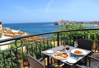 Marina Hotel Corinthia Beach Resort Malta allows 18 year olds to book a room