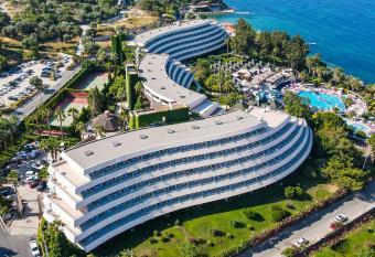 The Grand Blue Sky International - All Inclusive allows 18 year olds to book a room