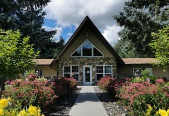 Motel La Source has Balcony rooms