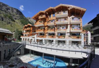 Alpenhotel Fleurs de Zermatt has Balcony rooms