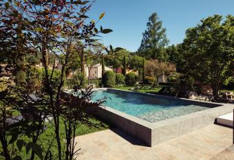 Relais Borghetto allows 18 year olds to book a room