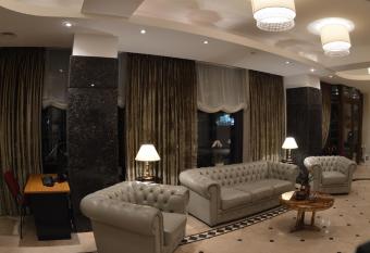 Coroana Brasovului has Balcony rooms