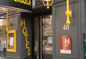 La Pergola d Arcachon has Balcony rooms