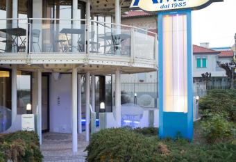 Amba Hotel has Balcony rooms