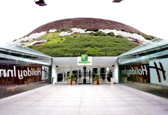 Holiday Inn Nola - Naples Vulcano Buono, an IHG Hotel has Balcony rooms