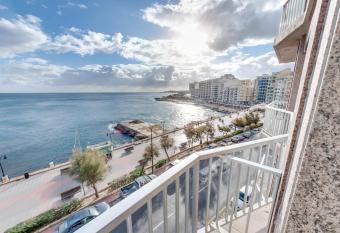 Sliema Chalet Hotel allows 18 year olds to book a room