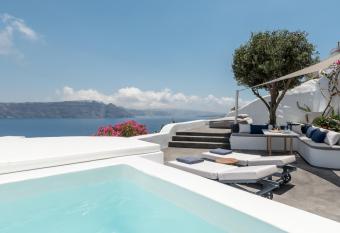 Chelidonia Luxury Suites allows 18 year olds to book a room