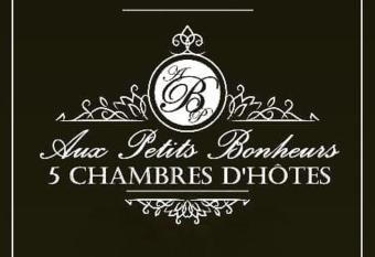 Aux Petits Bonheurs has Balcony rooms