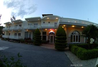 Hotel Akrogiali has Balcony rooms