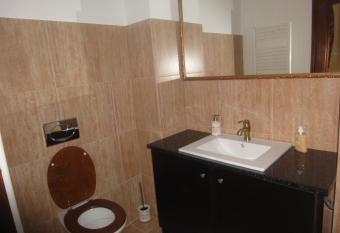 Luxury Central apartment in Sibiu has rooms with a private hot tub