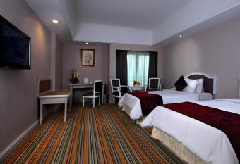 Berjaya Waterfront Hotel allows 18 year olds to book a room