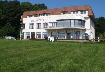 Hotel Belvedere has Balcony rooms