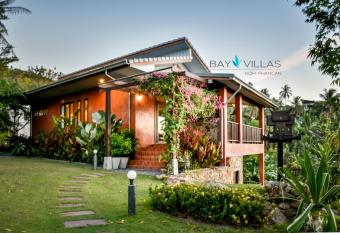 Bay Villas Koh Phangan has Balcony rooms