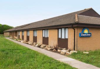 Days Inn Sutton Scotney South allows 18 year olds to book a room