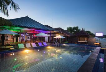 Linda Beach Hotel has Balcony rooms