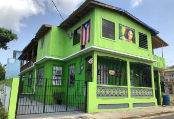 Vieques Good Vibe Guest House allows 18 year olds to book a room