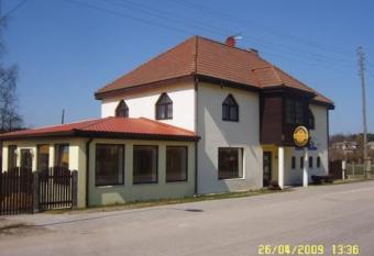 V  trasputns has Balcony rooms