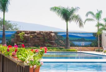 Hotel Kazmay has Balcony rooms
