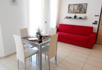 La trifula bianca apts. allows 18 year olds to book a room