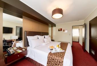 Hotel Carrera has Balcony rooms