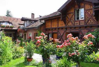 Hotel zur Krone has Balcony rooms