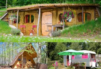 Le Coeur De La Foret has Balcony rooms