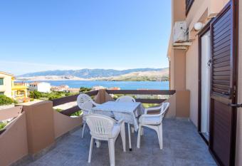 Apartments Valenti   1304 has Balcony rooms