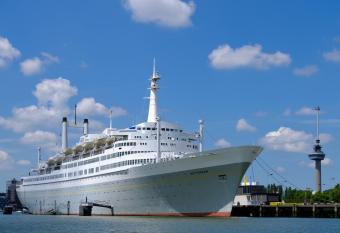 ss Rotterdam Hotel en Restaurants allows 18 year olds to book a room