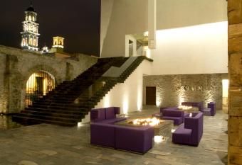 La Purificadora, Puebla, a Member of Design Hotels has rooms with a private hot tub