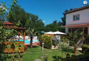 Hotel Schmid has Balcony rooms