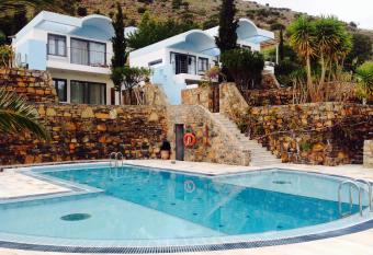 Elounda Vista Villas has Balcony rooms